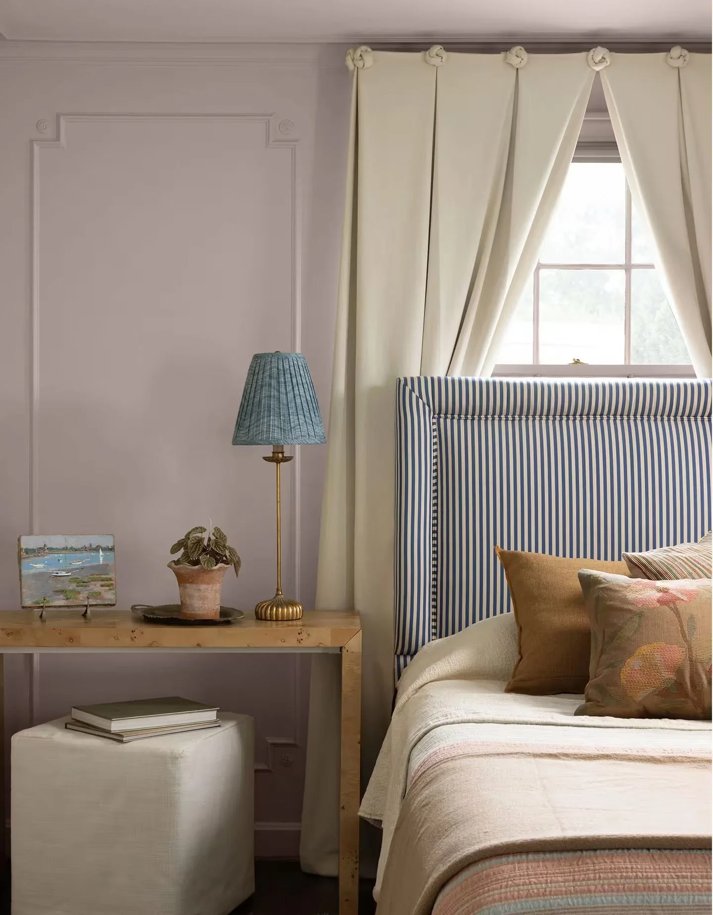 Benjamin Moore 2027 colour trends, room 2 of 7